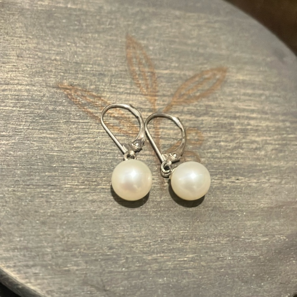 Cultured pearl drop earrings on 14k white gold hooks